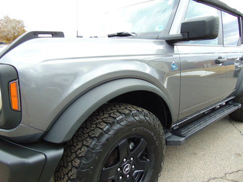 Used 2022 Ford Bronco Black Diamond AWD/4WD image 26