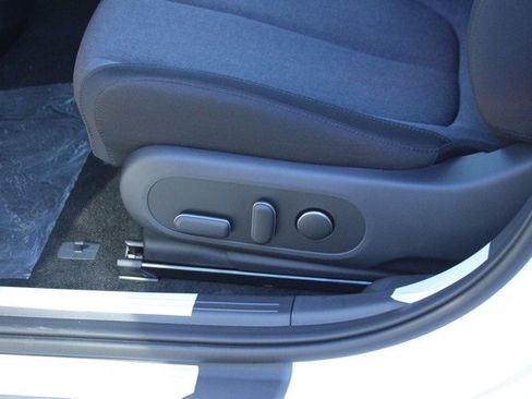 New 2024 Hyundai Ioniq 5 SEL image 14