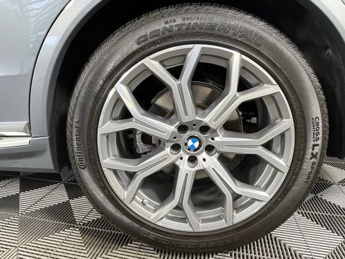 Used 2023 BMW X7 xDrive40i AWD/4WD image 15