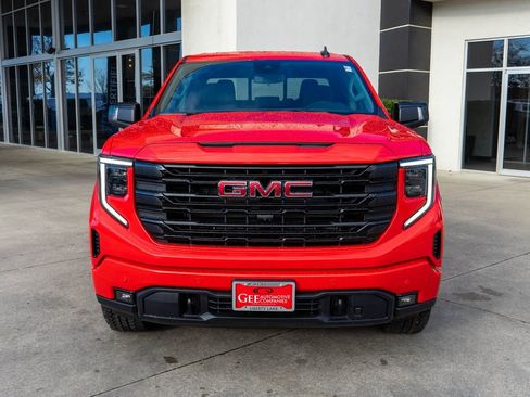 New 2026 GMC Sierra 1500 Elevation w/ Elevation Premium Package image 2