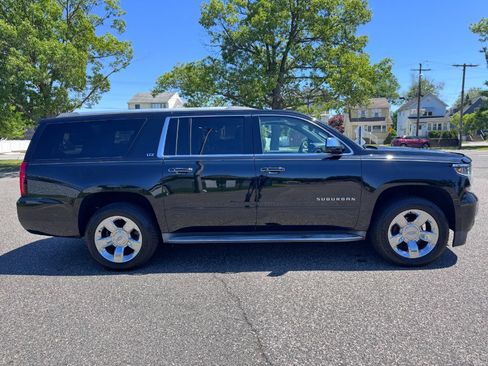 Used 2015 Chevrolet Suburban LTZ AWD/4WD image 7