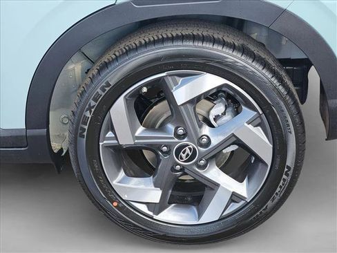 New 2026 Hyundai Venue SEL FWD image 11
