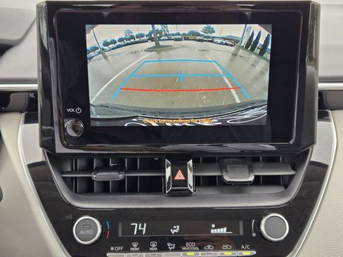 Used 2024 Toyota Corolla LE FWD image 15