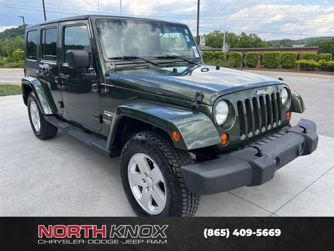 Used 2007 Jeep Wrangler Unlimited Sahara w/ Trailer Tow Group AWD/4WD image 26