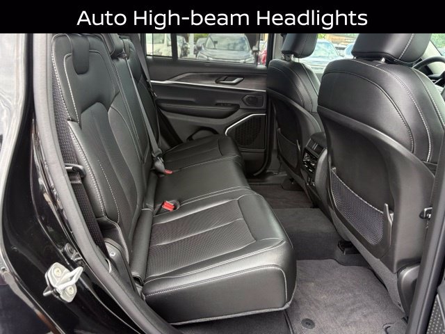 Used 2024 Jeep Grand Cherokee Limited 4xe w/ Luxury Tech Group II AWD/4WD image 24