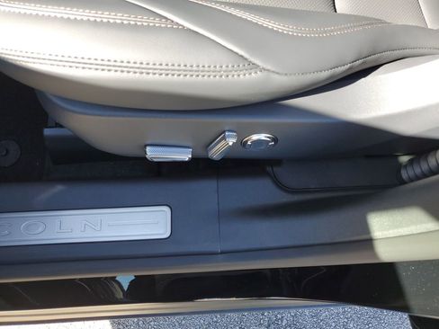 New 2026 Lincoln Nautilus Premier AWD/4WD image 22