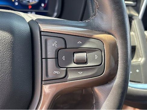 Used 2023 Chevrolet Suburban High Country w/ Advanced Technology Package AWD/4WD image 21