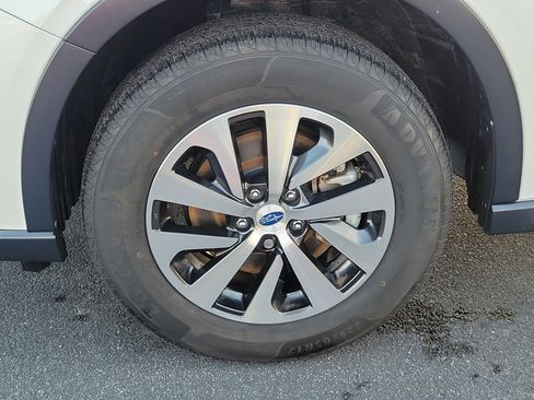 Certified 2021 Subaru Outback Premium w/ Popular Package #1 image 8