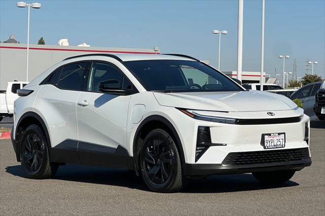 Certified 2026 Toyota C-HR AWD/4WD image 5