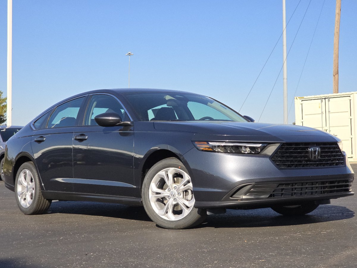 New 2026 Honda Accord LX image 2