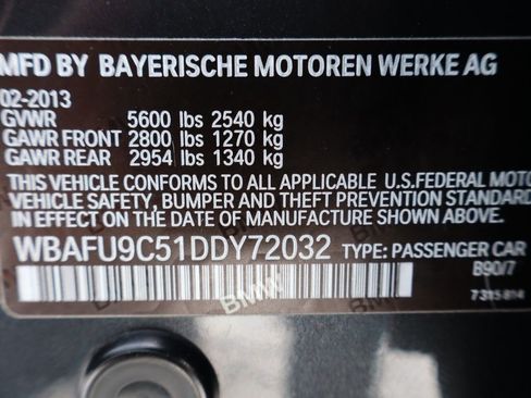 Used 2013 BMW 550i xDrive Sedan image 47