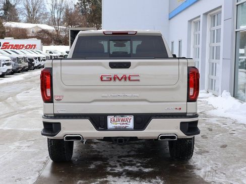New 2026 GMC Sierra 1500 AT4 w/ AT4 Premium Package AWD/4WD image 9