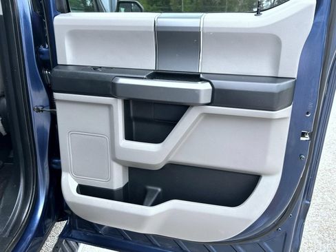 Used 2016 Ford F150 XLT w/ Equipment Group 302A Luxury AWD/4WD image 17
