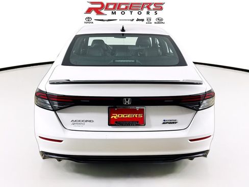 Used 2024 Honda Accord Sport image 7