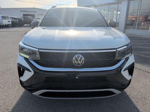 Used 2022 Volkswagen Taos S w/ IQ Drive S Package image 2