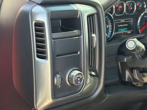 Used 2018 Chevrolet Silverado 1500 LT w/ All Star Edition RWD image 5
