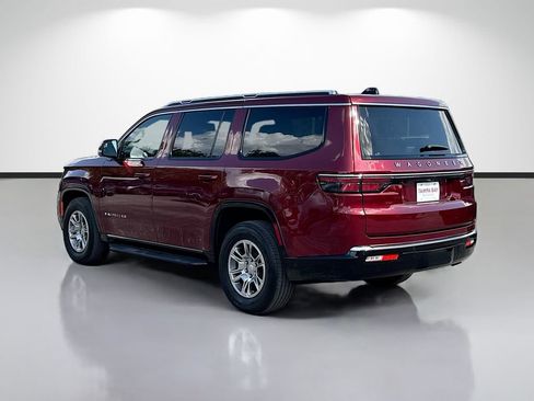 Used 2024 Jeep Wagoneer 4WD w/ Convenience Group I image 5