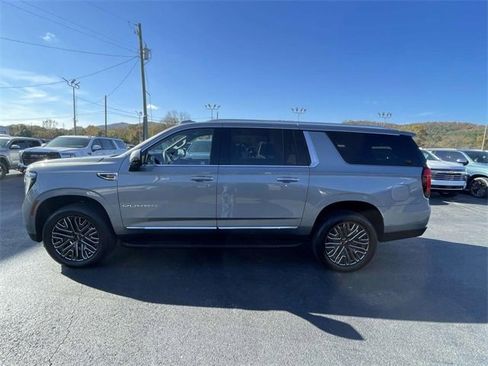 New 2026 GMC Yukon XL Elevation w/ Elevation Premium Package image 2