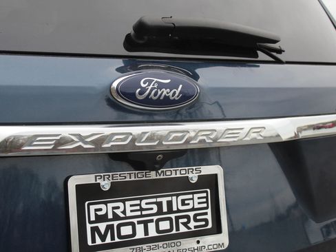 Used 2017 Ford Explorer Limited w/ Equipment Group 301A image 48