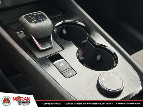 Used 2021 Nissan Rogue SV AWD/4WD image 23