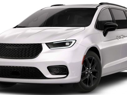 New 2026 Chrysler Pacifica Limited