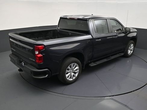 Used 2022 Chevrolet Silverado 1500 Custom RWD image 17