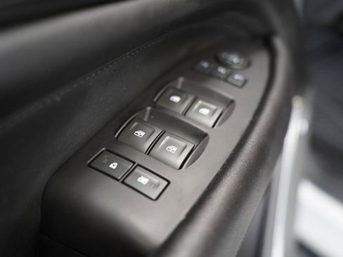 Used 2019 Cadillac Escalade Luxury AWD/4WD image 26