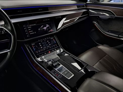 Used 2021 Audi A8 L 4.0T w/ Executive Plus Package image 21