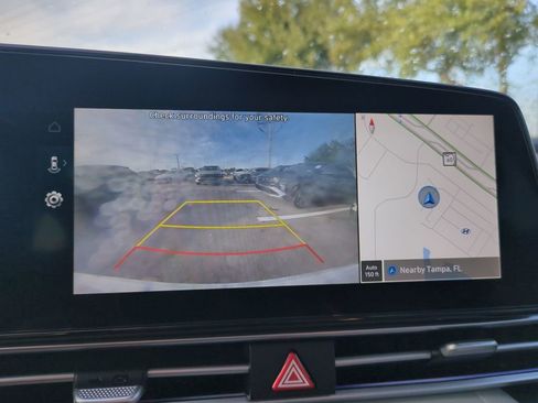 New 2026 Hyundai Elantra Limited image 24