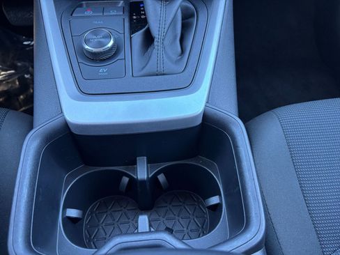 Used 2025 Toyota RAV4 LE image 40