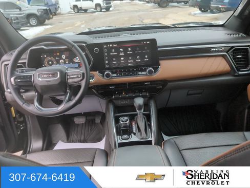 Used 2024 GMC Canyon AT4 image 11