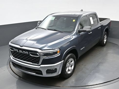 Used 2025 RAM 1500 Big Horn AWD/4WD image 36