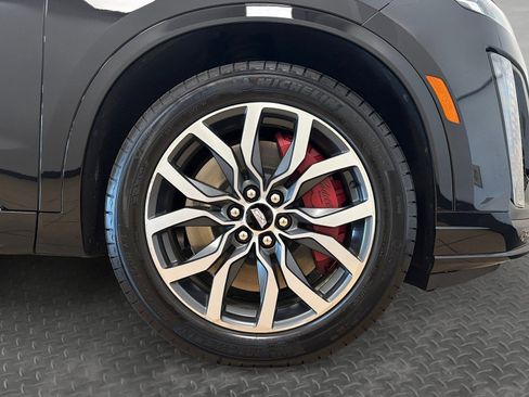 Used 2023 Cadillac XT6 Sport AWD/4WD image 46