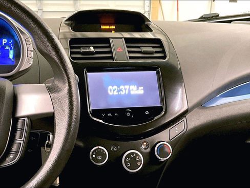Used 2014 Chevrolet Spark LT image 7