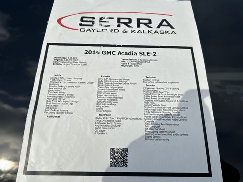 Used 2016 GMC Acadia SLE image 29