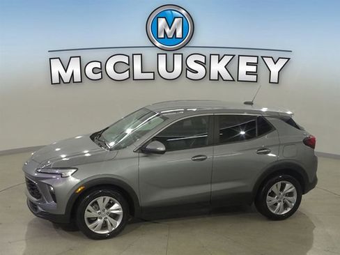 Certified 2024 Buick Encore GX Preferred FWD image 1