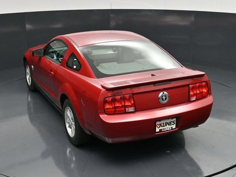 Used 2009 Ford Mustang Coupe RWD image 37