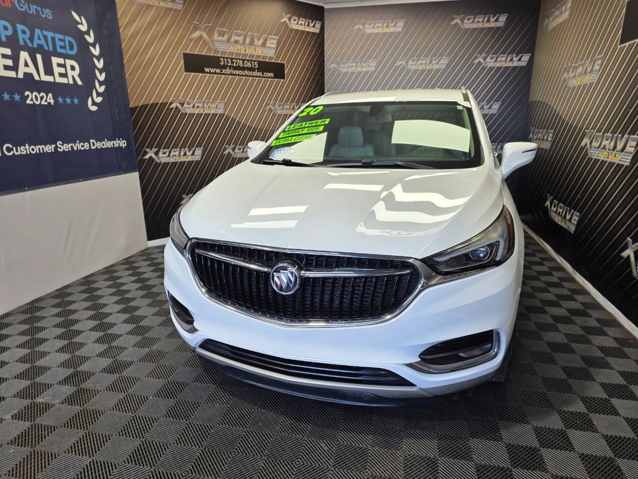 Used 2020 Buick Enclave Essence FWD image 3
