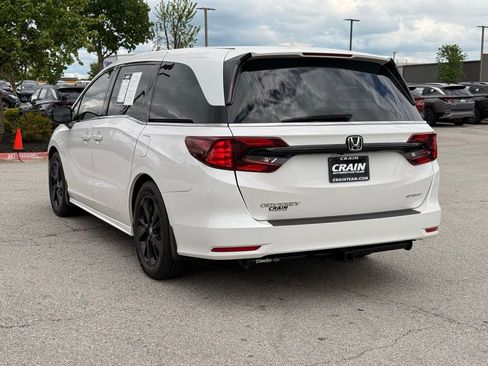 Used 2023 Honda Odyssey Sport image 5