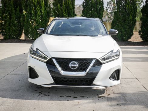 Used 2023 Nissan Maxima SL image 3