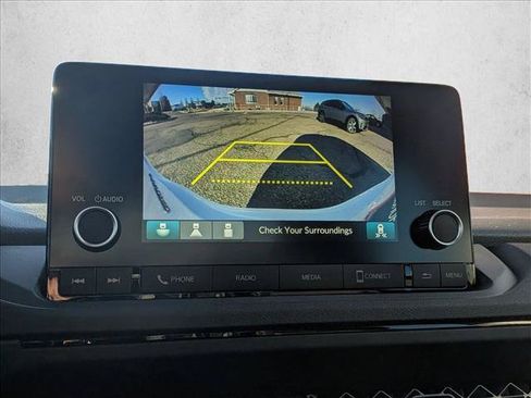 Used 2025 Honda Accord SE image 12