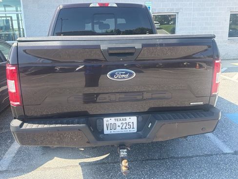Used 2018 Ford F150 XLT w/ Equipment Group 302A Luxury AWD/4WD image 10