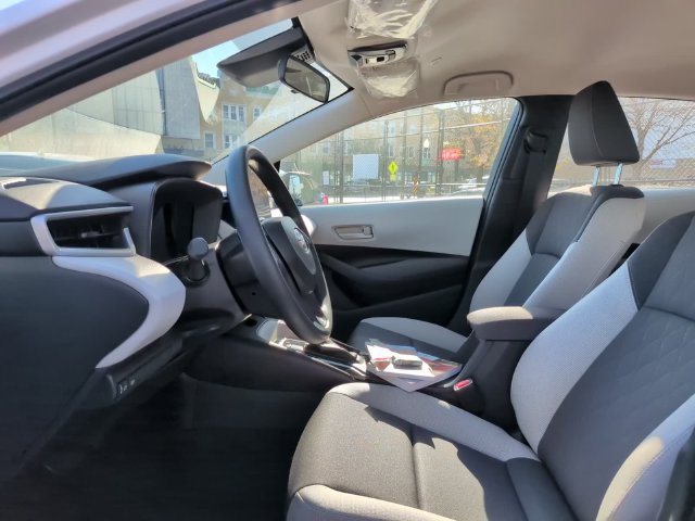 Used 2027 Toyota Corolla LE w/ LE Premium Package FWD image 13