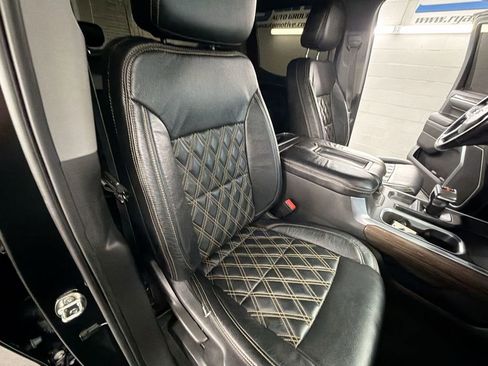 Used 2022 Chevrolet Silverado 1500 RST image 27