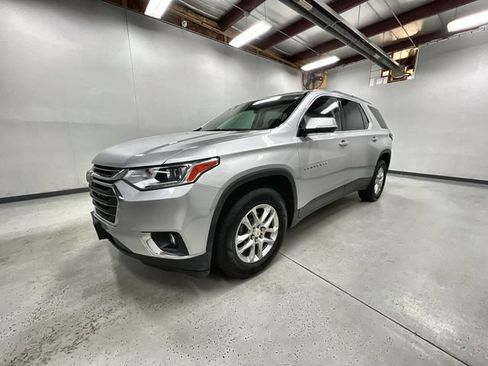 Used 2019 Chevrolet Traverse LT AWD/4WD image 4