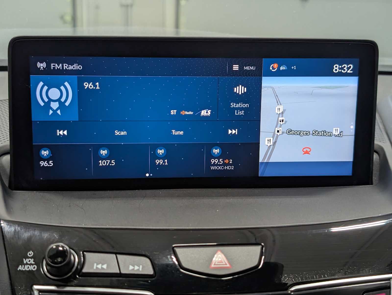Used 2020 Acura RDX w/ Technology Package AWD/4WD image 24