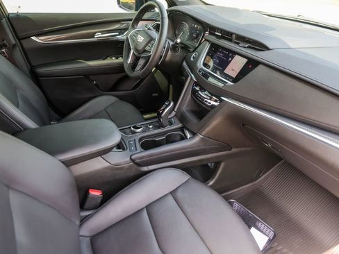 Certified 2024 Cadillac XT5 Sportv w/ Technology Package AWD/4WD image 31