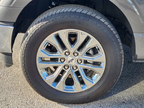 Used 2025 Ford F150 Lariat w/ Equipment Group 502A High AWD/4WD image 7