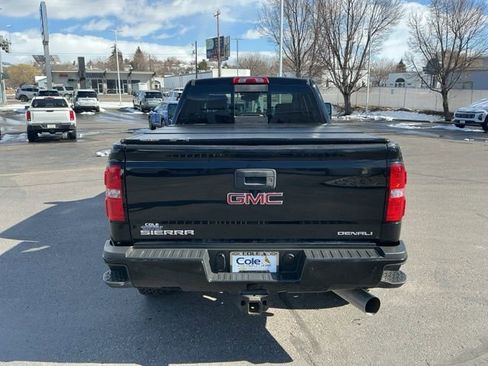 Used 2018 GMC Sierra 3500 Denali w/ Duramax Plus Package image 5
