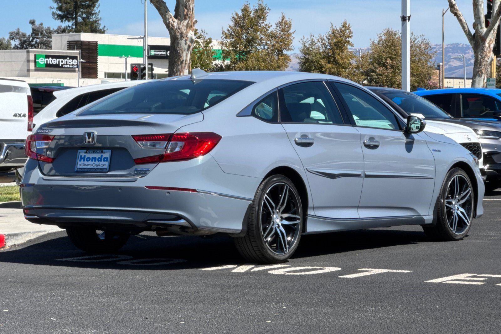 Used 2021 Honda Accord Touring image 9